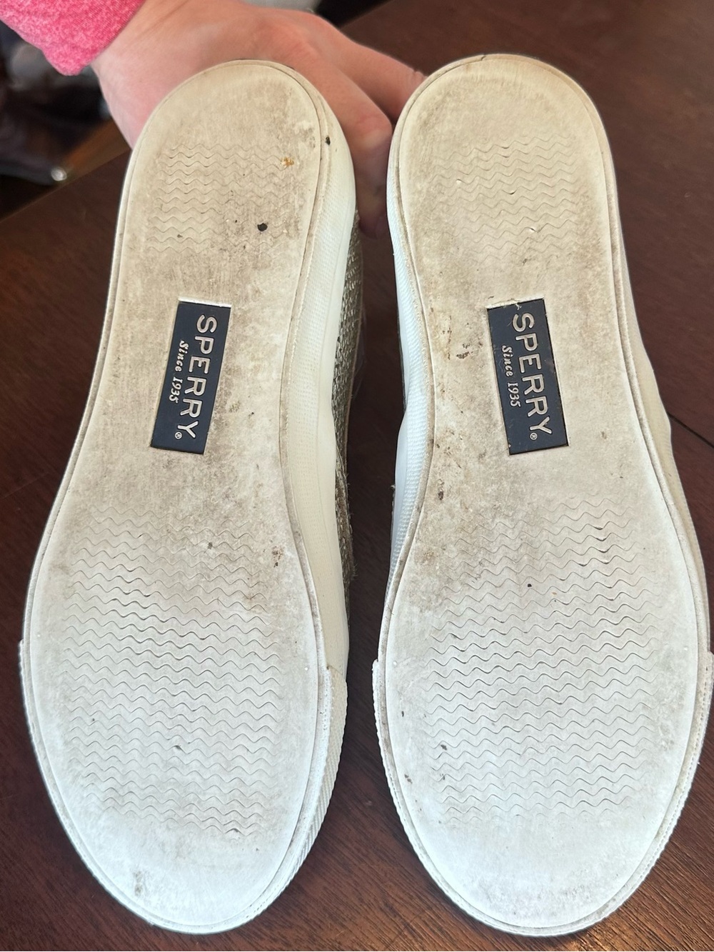 Sperry Slip-On Sneakers Gold Metallic Leather Perforated | Size 7.5 - Picture 9 of 9